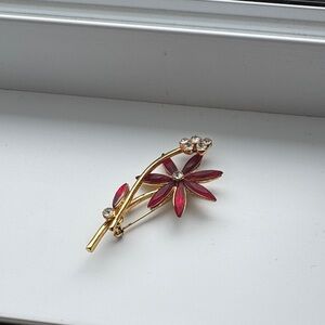 Elegant Gold and Red Floral Brooch
